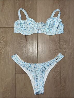 Blackbough swim bikini set